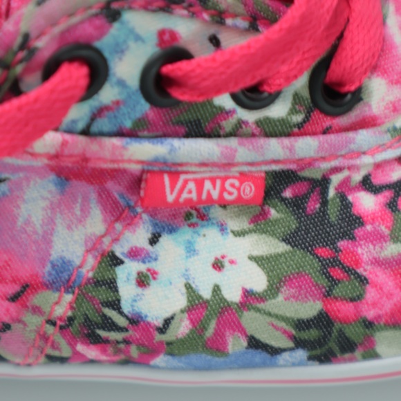 Vans Women's Floral Sneakers - Pink and Blue NWOT - Picture 16 of 16